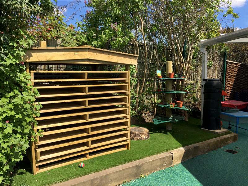 Bug Hotel for natural play