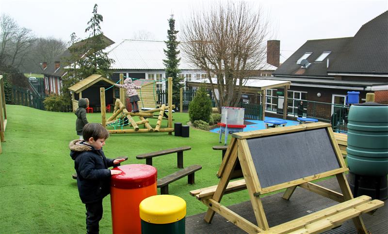 essex early years playground equipment