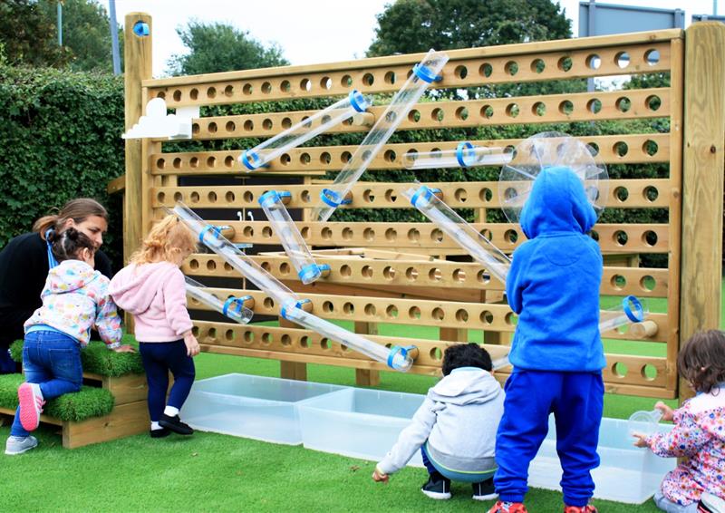 Water play for eyfs 